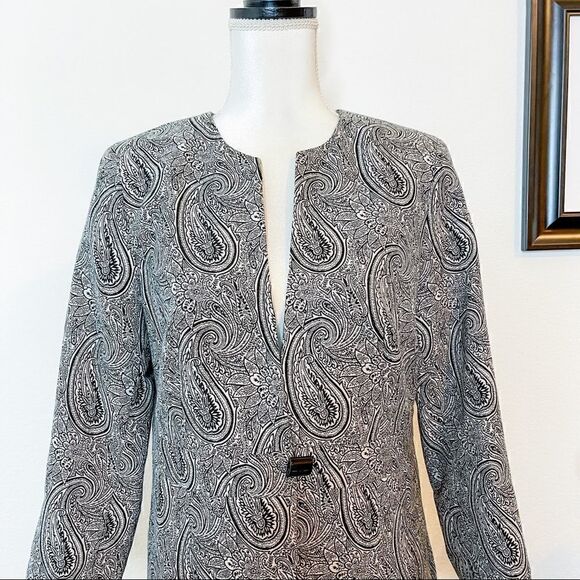 🍋 Doncaster • Single Button Black & White Paisley Pattern Blazer Jacket - Picture 2 of 9